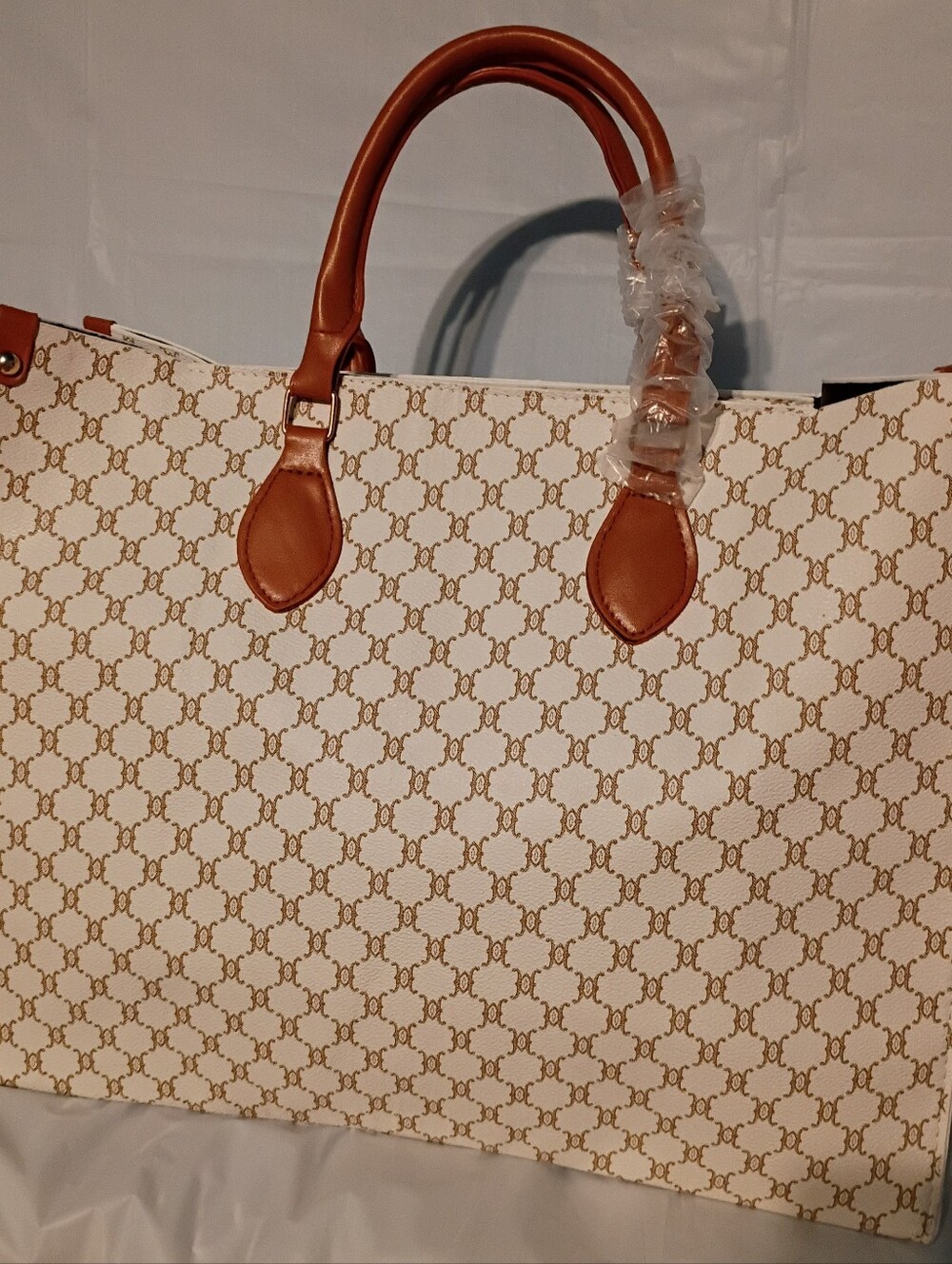 New/Unused Women's Top Zipper PU Leather Tan & White Monogram Tote Bag